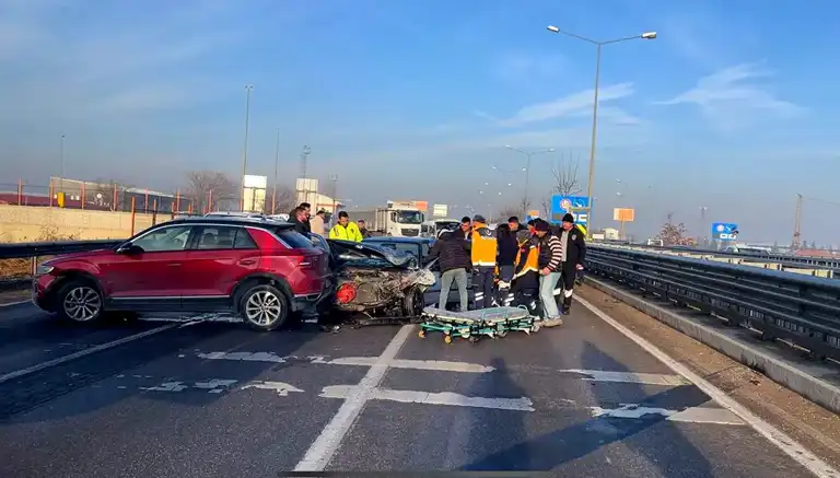 Afyonkarahisar'da Trafik Kazası: 2 Yaralı